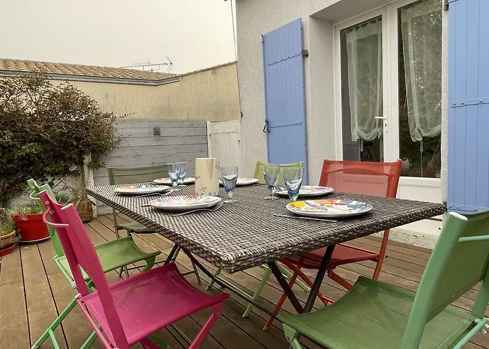 Maison Avec Jardin, Sauna Et Proche Plage A Chatelaillon, 6 Couchages - Fr-1-246-600