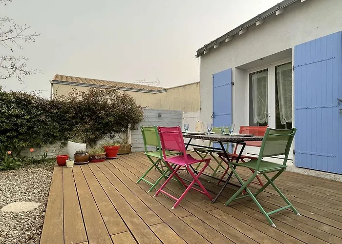 Maison Avec Jardin, Sauna Et Proche Plage A Chatelaillon, 6 Couchages - Fr-1-246-600